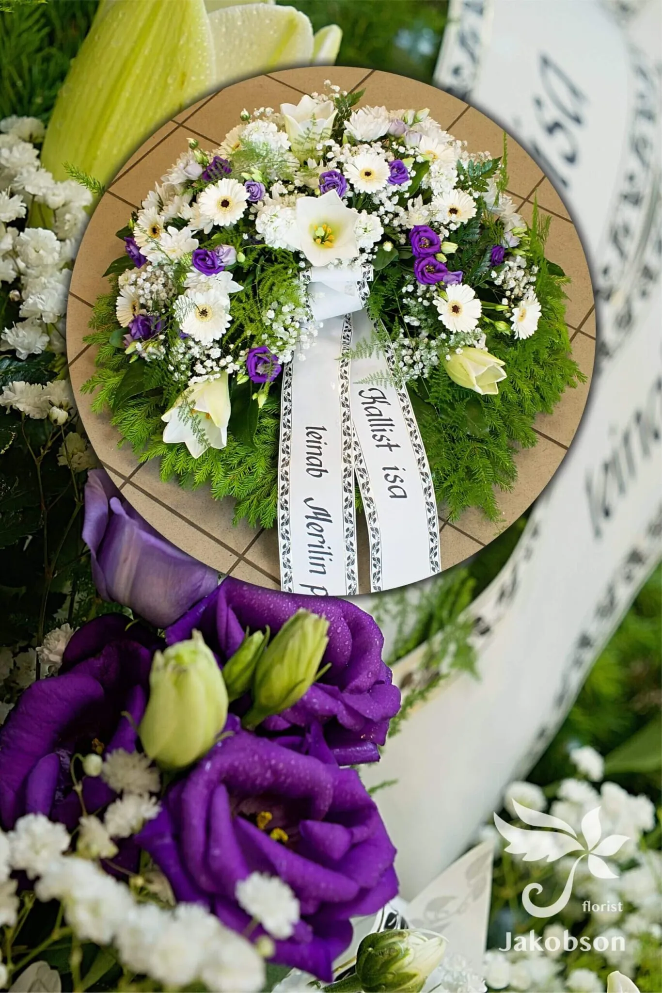 floristjakobson 2 - Matusepärjad kuuseokstega