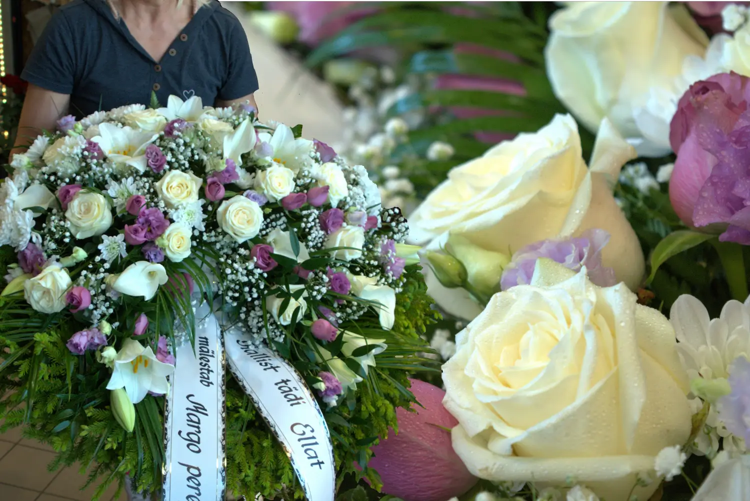 polaris 1 - Matusepärjad kuuseokstega