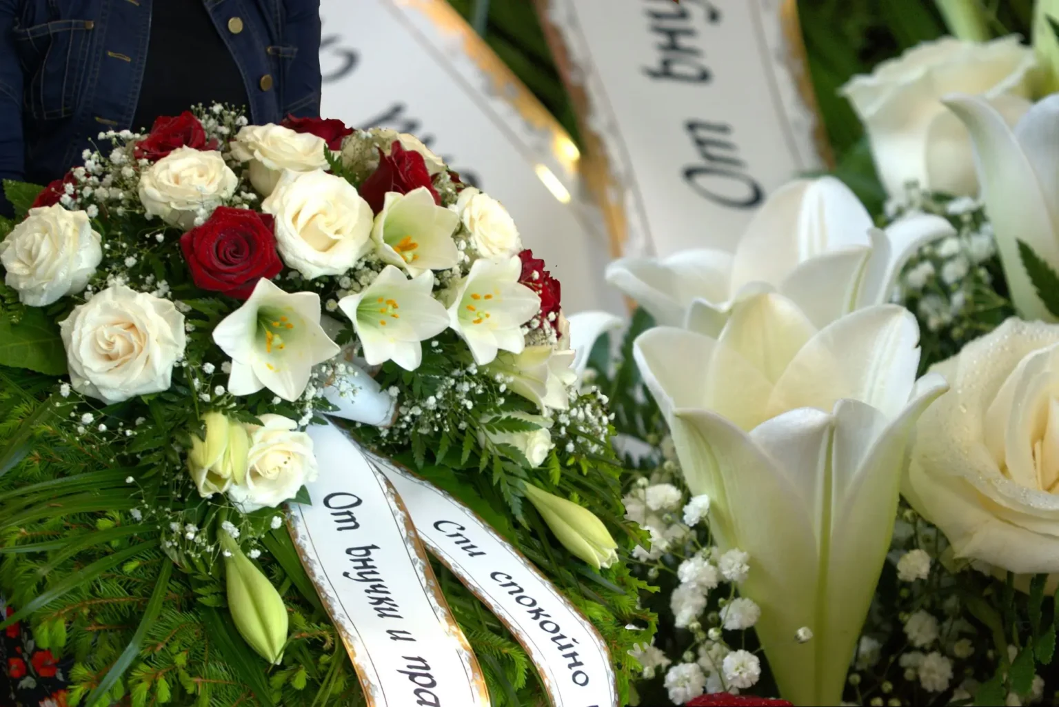 shaula 1 1536x1025 1 - Matusepärjad kuuseokstega